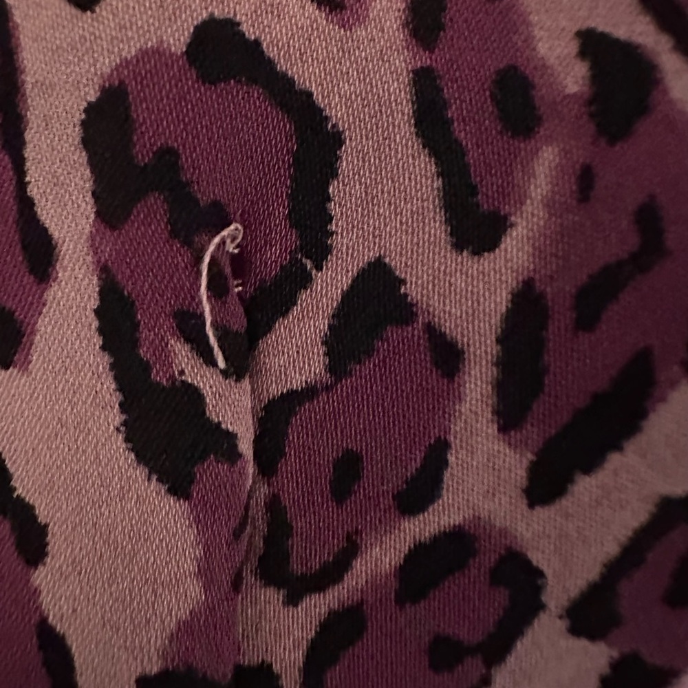 Hillard & Hanson Purple Leopard Print Bow Tie 100% Silk Blouse - Picture 9 of 9